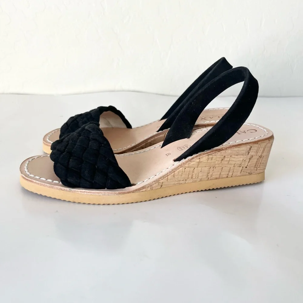 CalaXini simply perfect wedge braided suede sandals made
In Spain 37 US 6.5 - Picture 6 of 12
